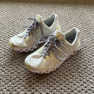 Womens On Cloud Running Shoes